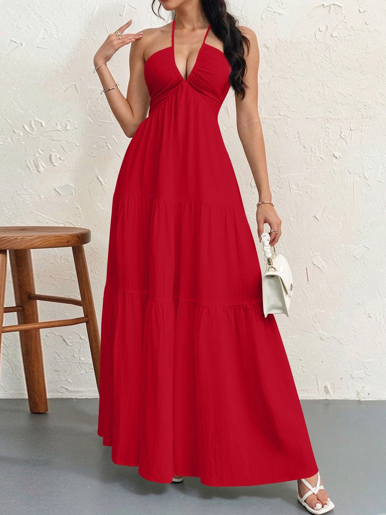 Flowy V-Neck Maxi Dress – Elegant Sleeveless Summer Dress